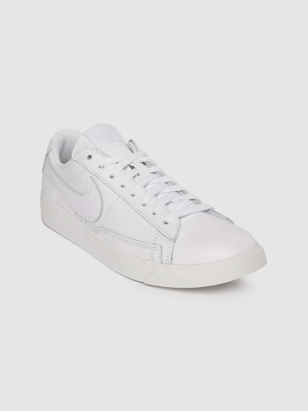 nike casual shoes myntra