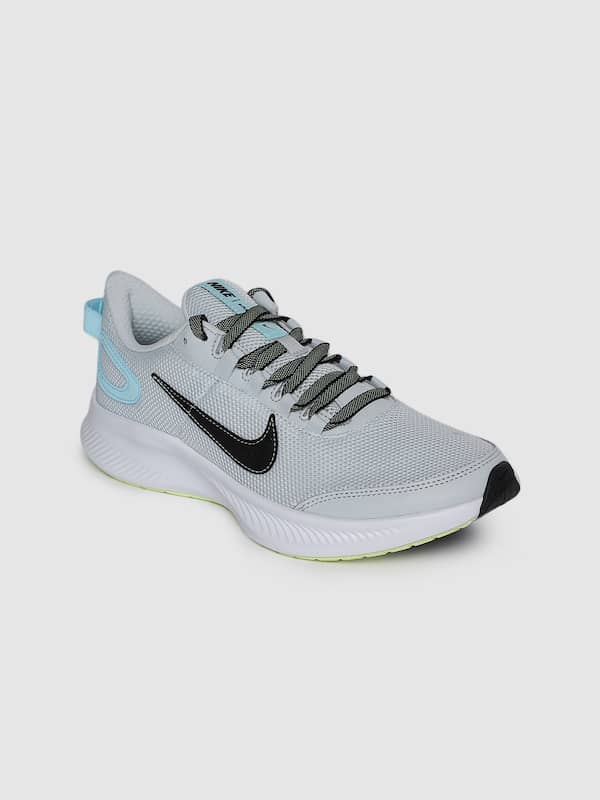 nike sports shoes offer