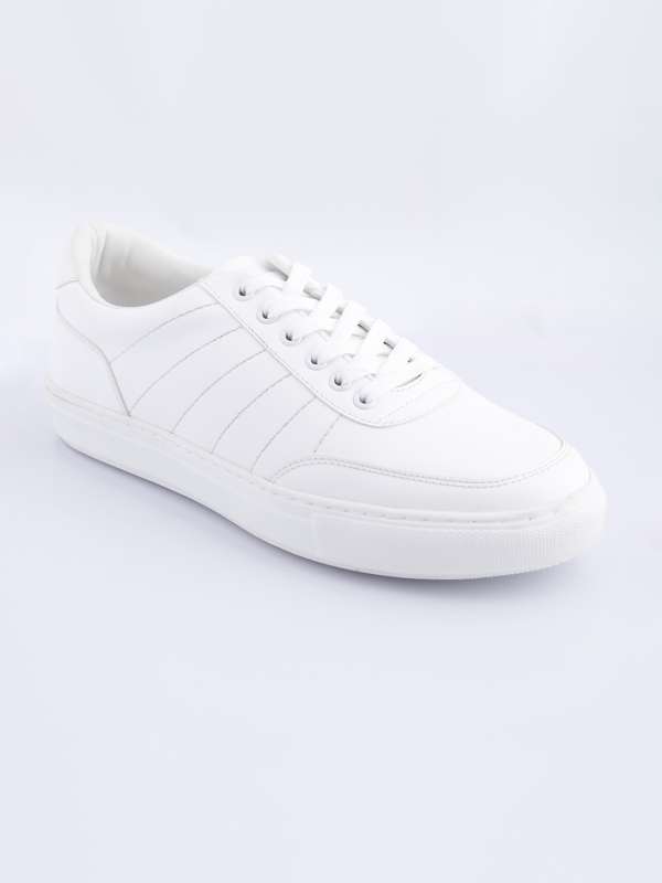 myntra shoes sneakers