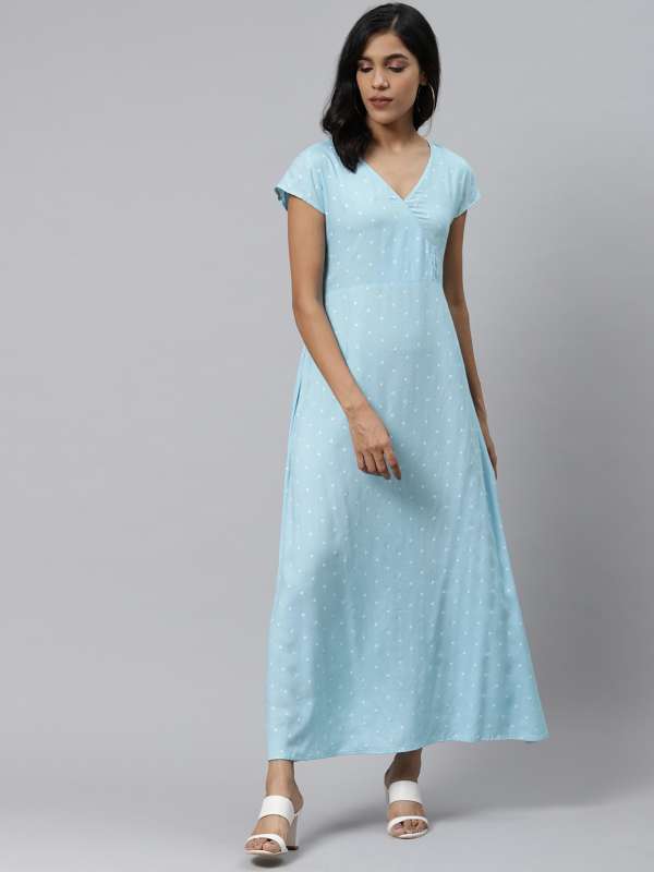 Priyanka Chopra Dresses Look Buy Priyanka Chopra Dresses Look Online In India Watch 'gallan goodiyaan' video song in the voice of yashita sharma, manish kumar tipu, farhan akhtar, shankar mahadevan, sukhwinder singh exclusively on. buy priyanka chopra dresses
