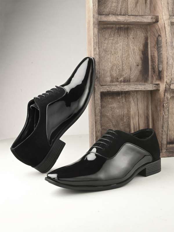 Liberty Fortune Black Formal Shoes 5009903htm Buy Liberty Fortune Black Formal Shoes 5009903htm online in India