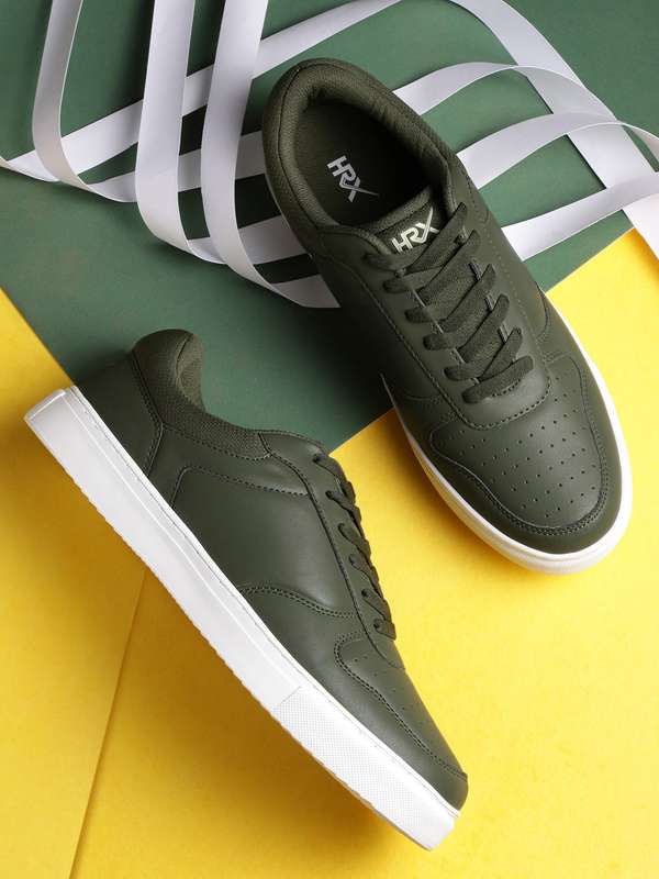 sneakers for men myntra