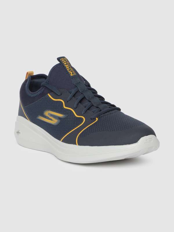 myntra skechers running shoes