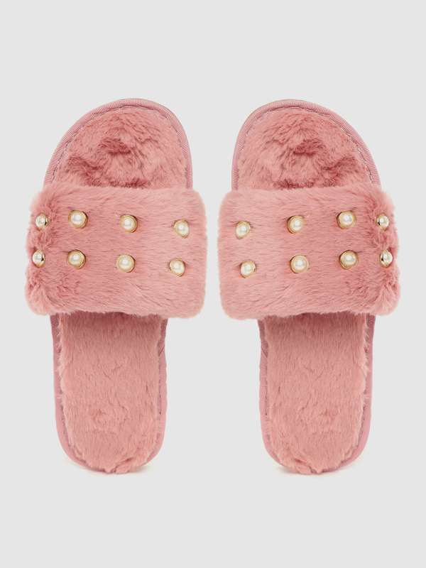 louis vuitton fluffy slippers