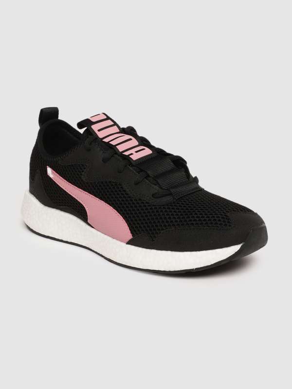 black puma shoes women