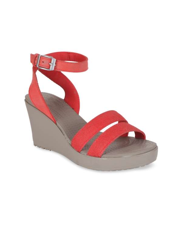 crocs wedges online