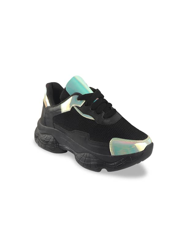 sneakers for girls myntra