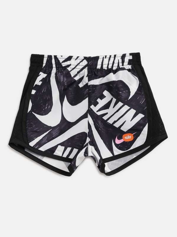 Nike girls small on sale