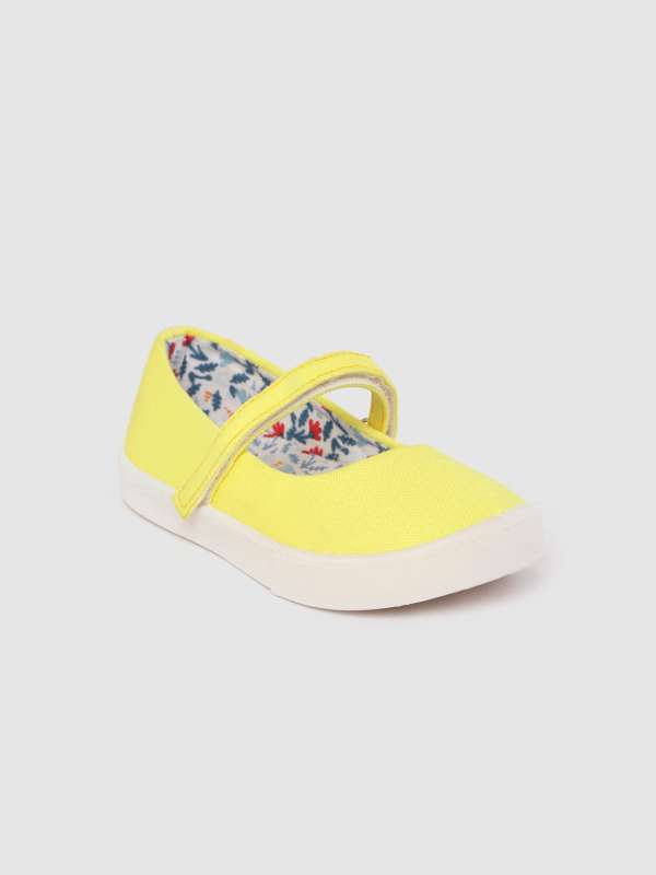 yellow shoes for girls