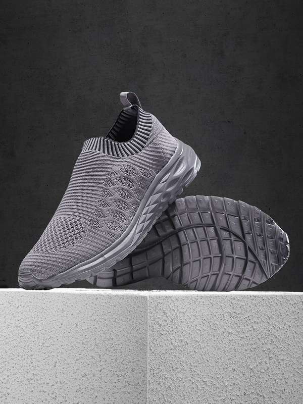 myntra online shopping for men's sports shoes