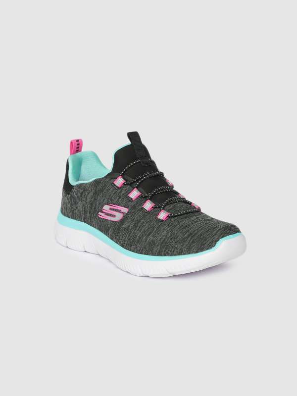 sketches shoes of girls