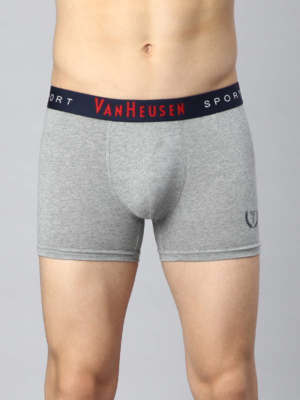 Van Heusen Innerwear Trunks, Men White Solid Trunk for Innerwear at  Vanheusenindia.abfrl.in