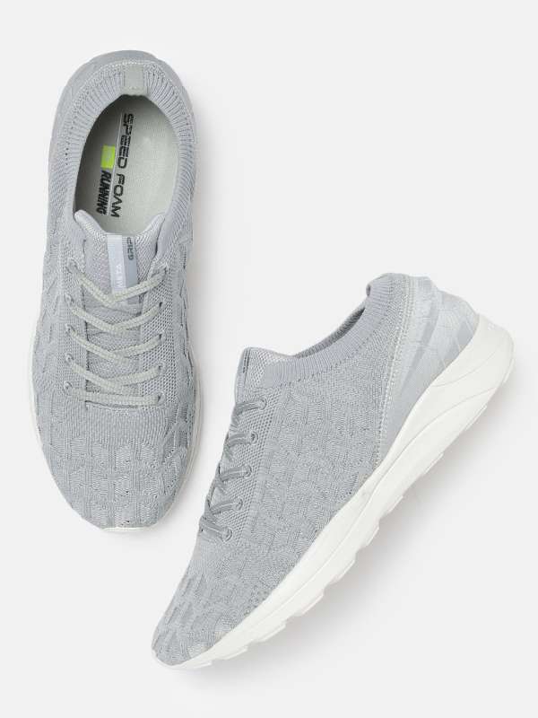 myntra sports shoes