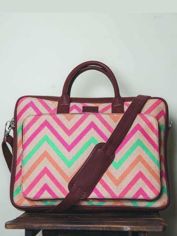 Buy Hidesign Bags & Handbags online - Women - 588 products | FASHIOLA.in