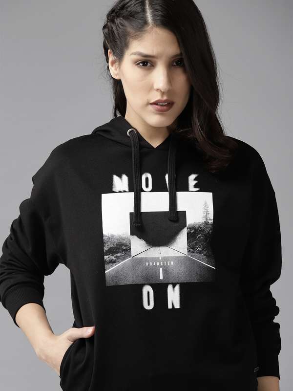 Hoodies for women in myntra clearance
