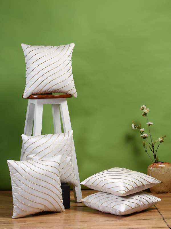 Myntra sales cushion covers