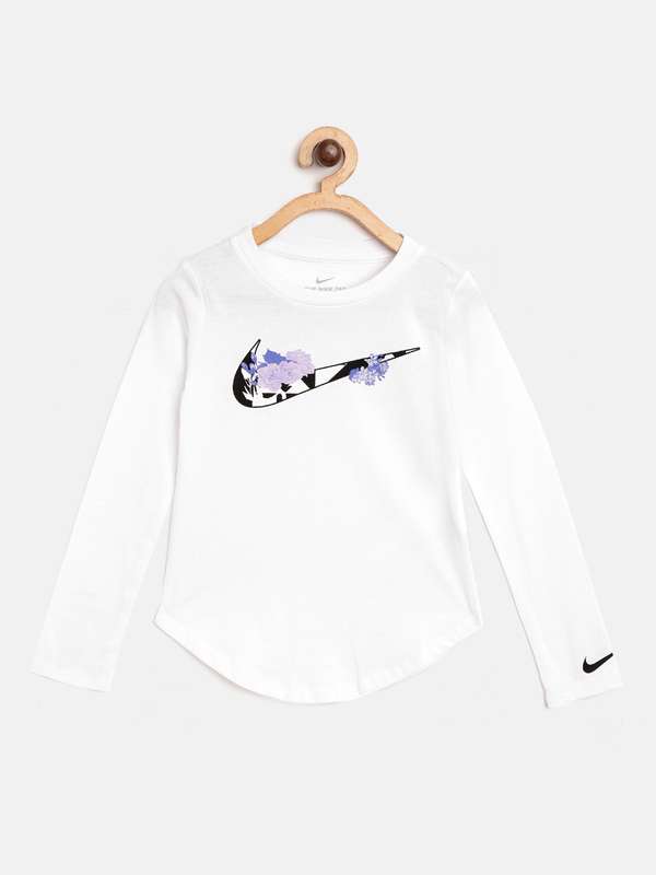 nike full sleeve t shirt myntra