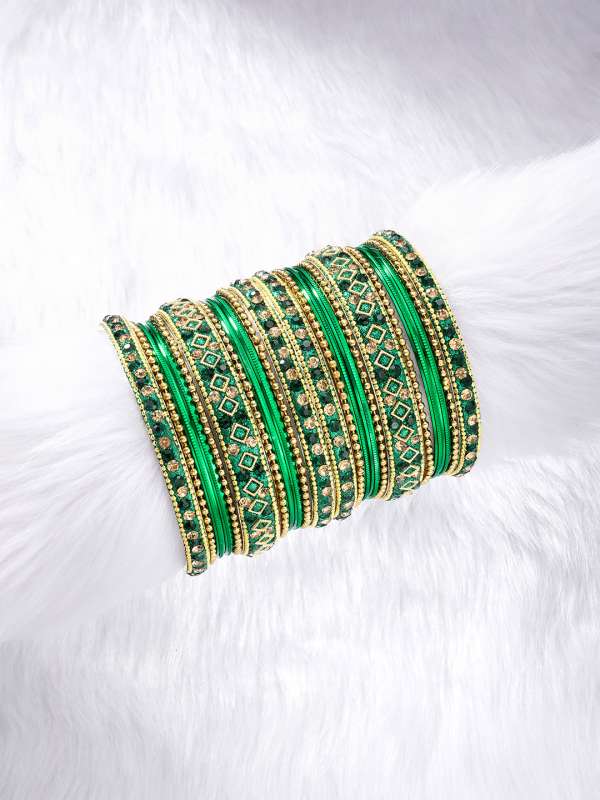 Green and golden bangles shop