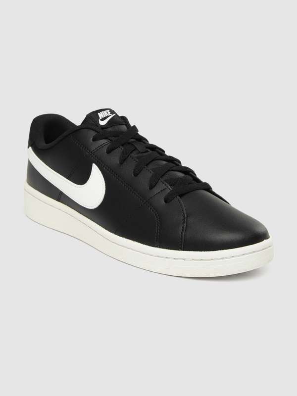 Nike sneakers myntra clearance
