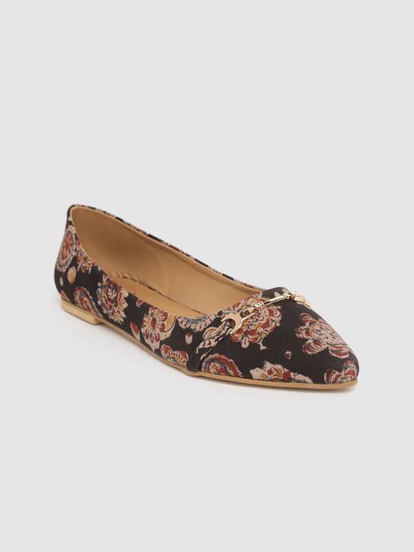 myntra shoes 499 for ladies
