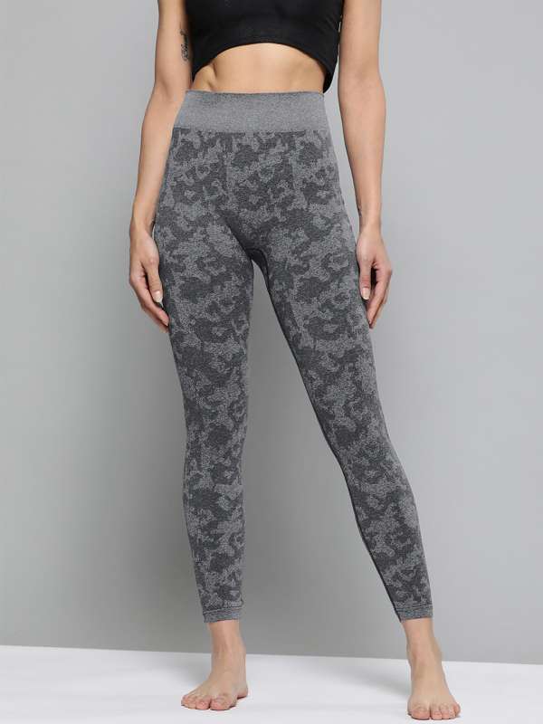 myntra yoga pants