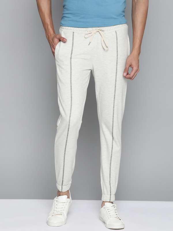 joggers on myntra