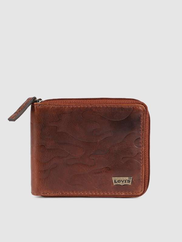 Levis Wallets - Buy Latest Levis 