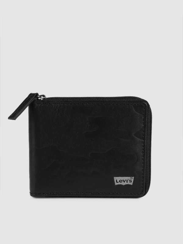 levi's purse for man price