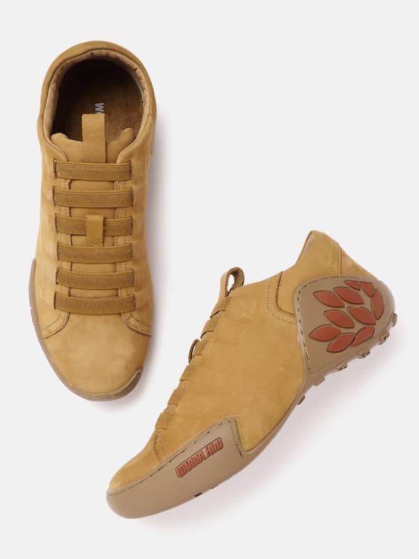 Buy Woodland Men Khaki Solid Leather Sandals - Sandals for Men 994475 |  Myntra
