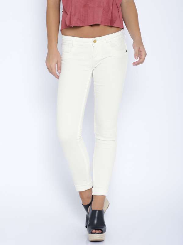 white jeggings myntra