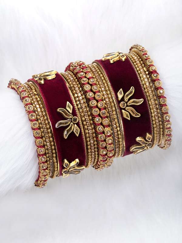 Myntra jewellery bangles store