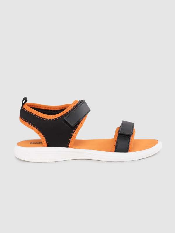 converse louie lopez black