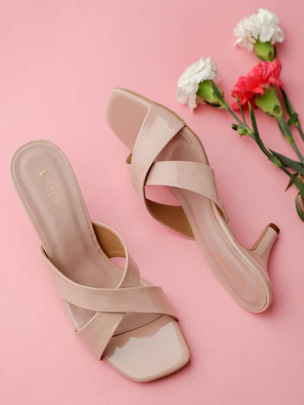 Buy Flat N Heels Women Black Solid Sandals  Heels for Women 4320812   Myntra