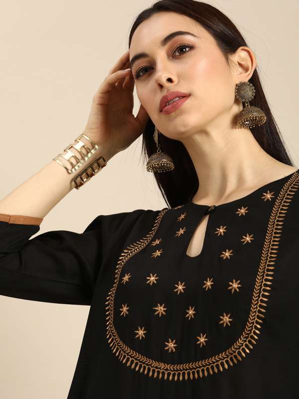 Anouk Kurtis Women Black Yoke Design Straight Kurtas Buy Anouk Kurtis Women Black Yoke Design Straight Kurtas online in India