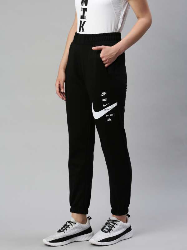 nike joggers women white