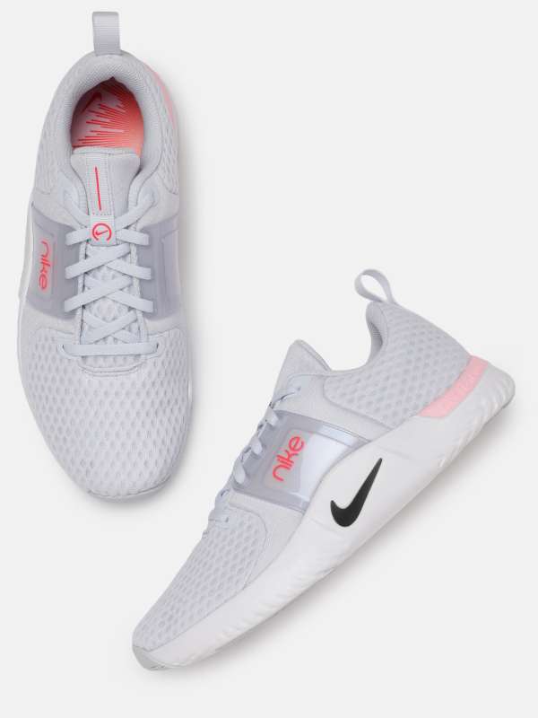 myntra nike shoes women