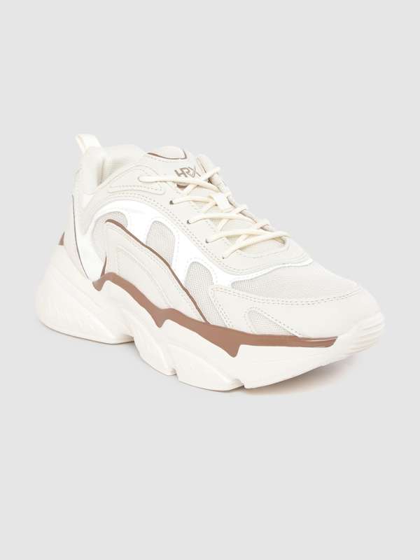 Chunky white deals sneakers men