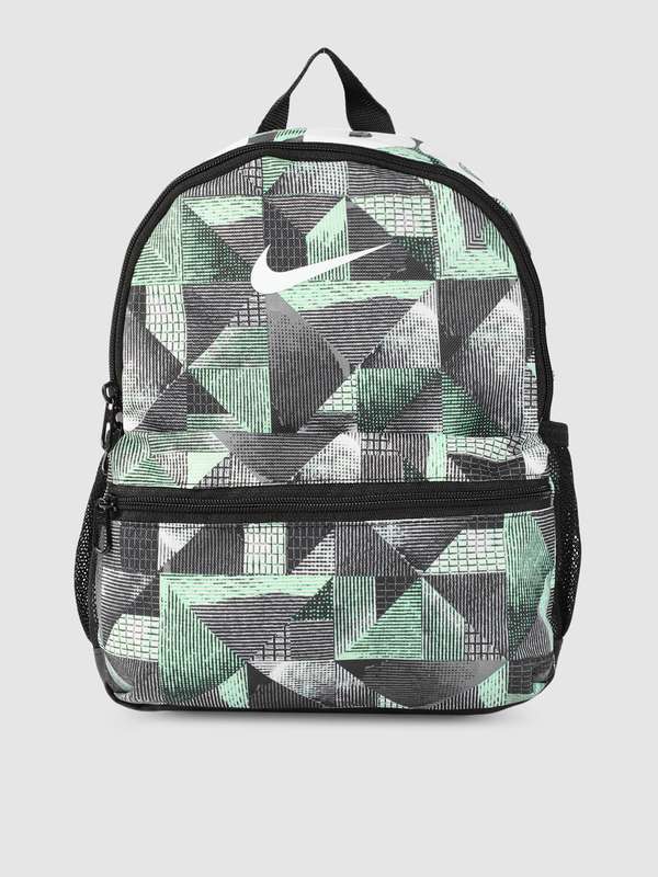 nike backpacks myntra
