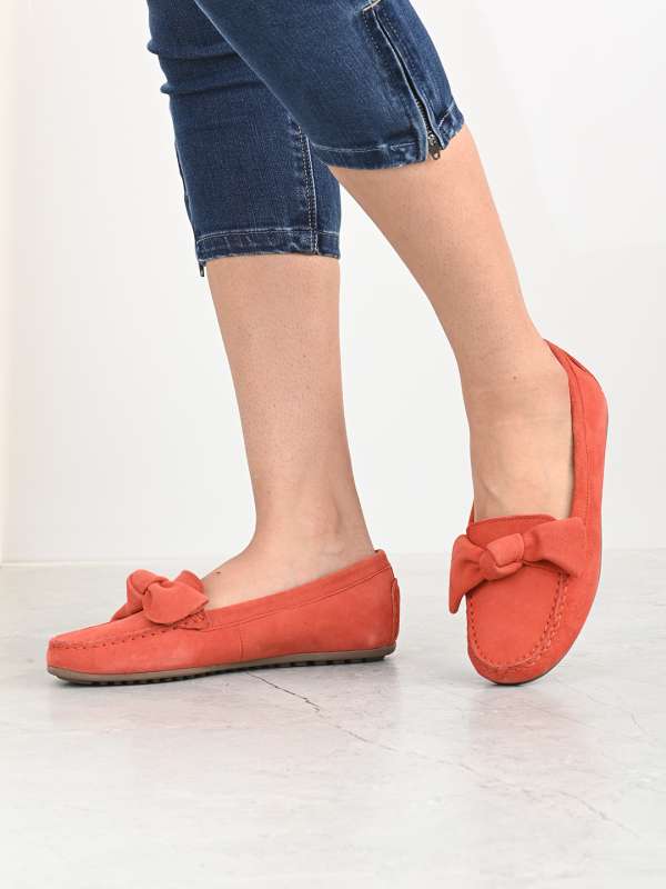 Ugg shop whitley loafer