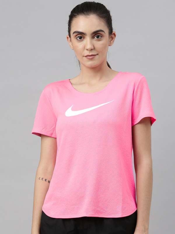 womens nike tops