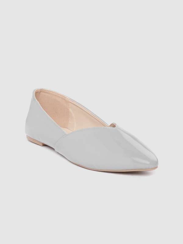 van heusen shoes myntra