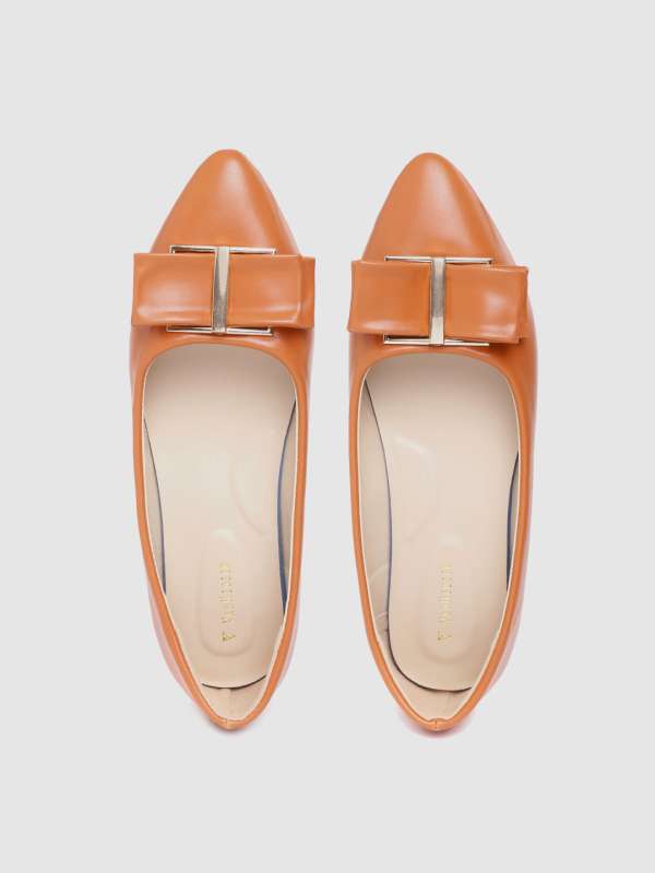 van heusen shoes myntra