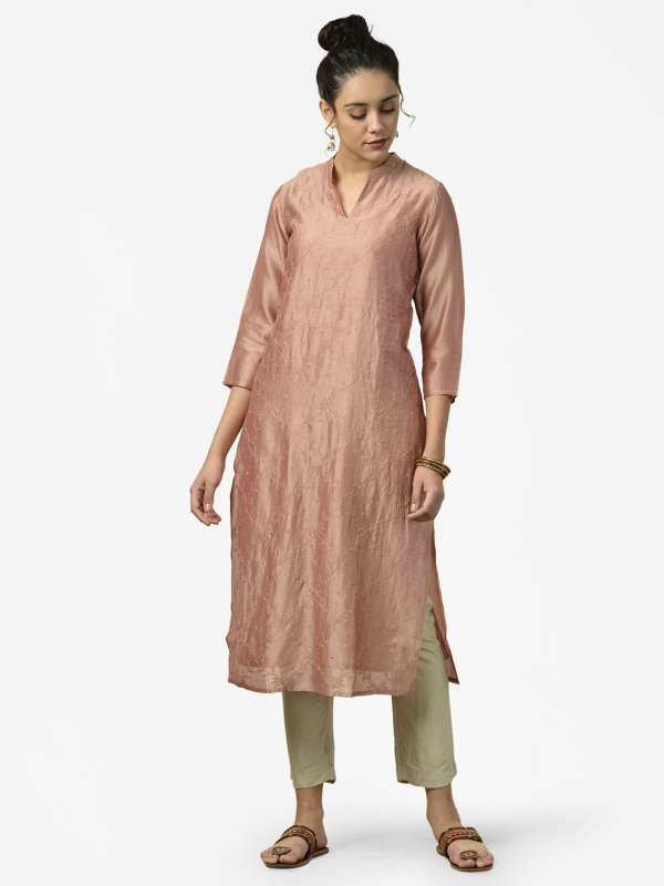 Chikankari Kurtas Buy Chikankari Kurtas Online In India The ladies chikankari kurtis, that we provide, are known for their appealing designs, colorfastness, and high quality. buy chikankari kurtas online in india