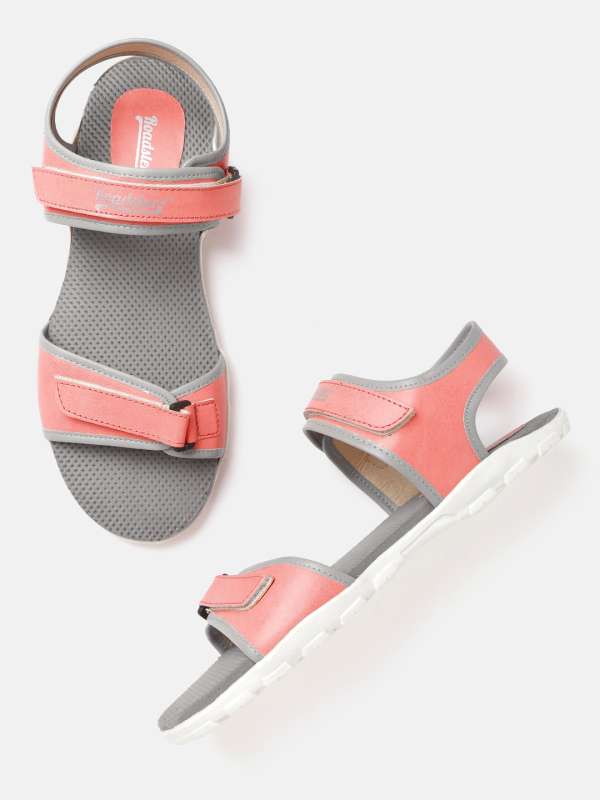 sandals myntra