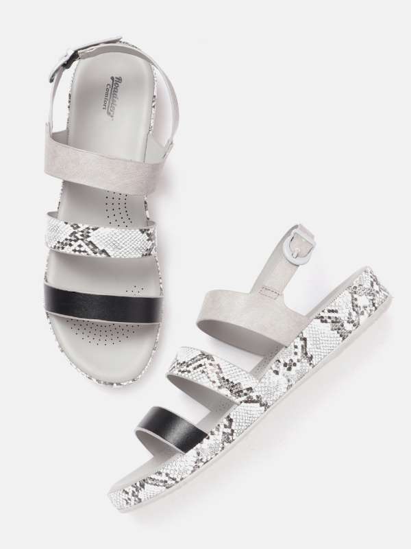 roadster chappals