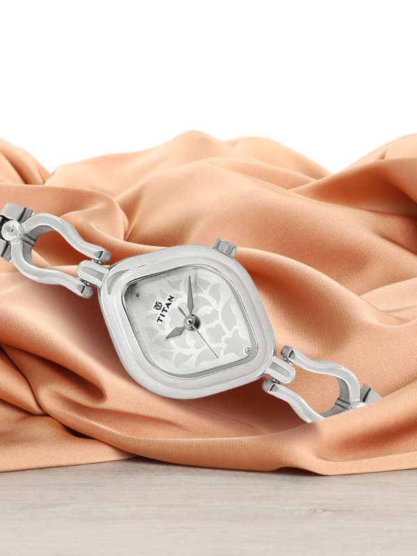 Titan Diamond Watches Buy Titan Diamond Watches online in India