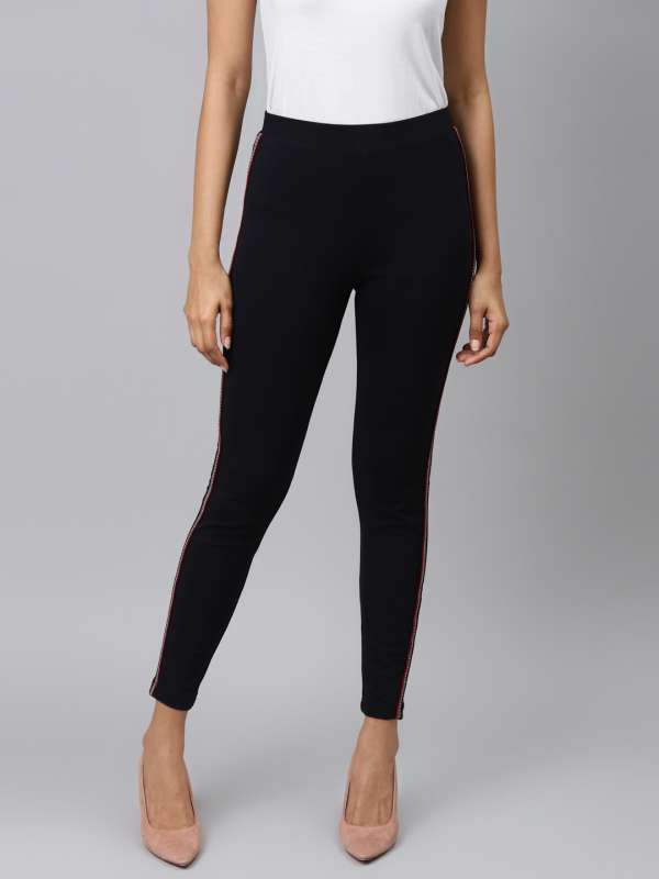 white jeggings myntra