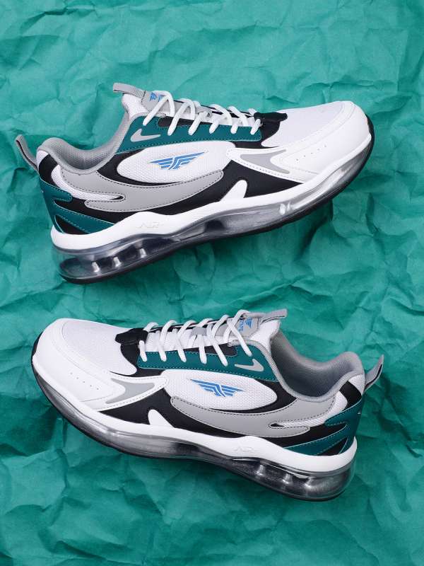 sports shoes for men myntra