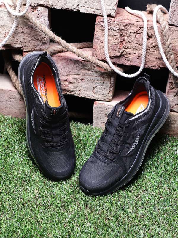 sports shoes for men myntra