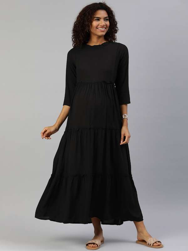 Nursing sales gowns myntra